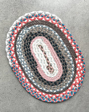 20cm round trivet in two-tone textile