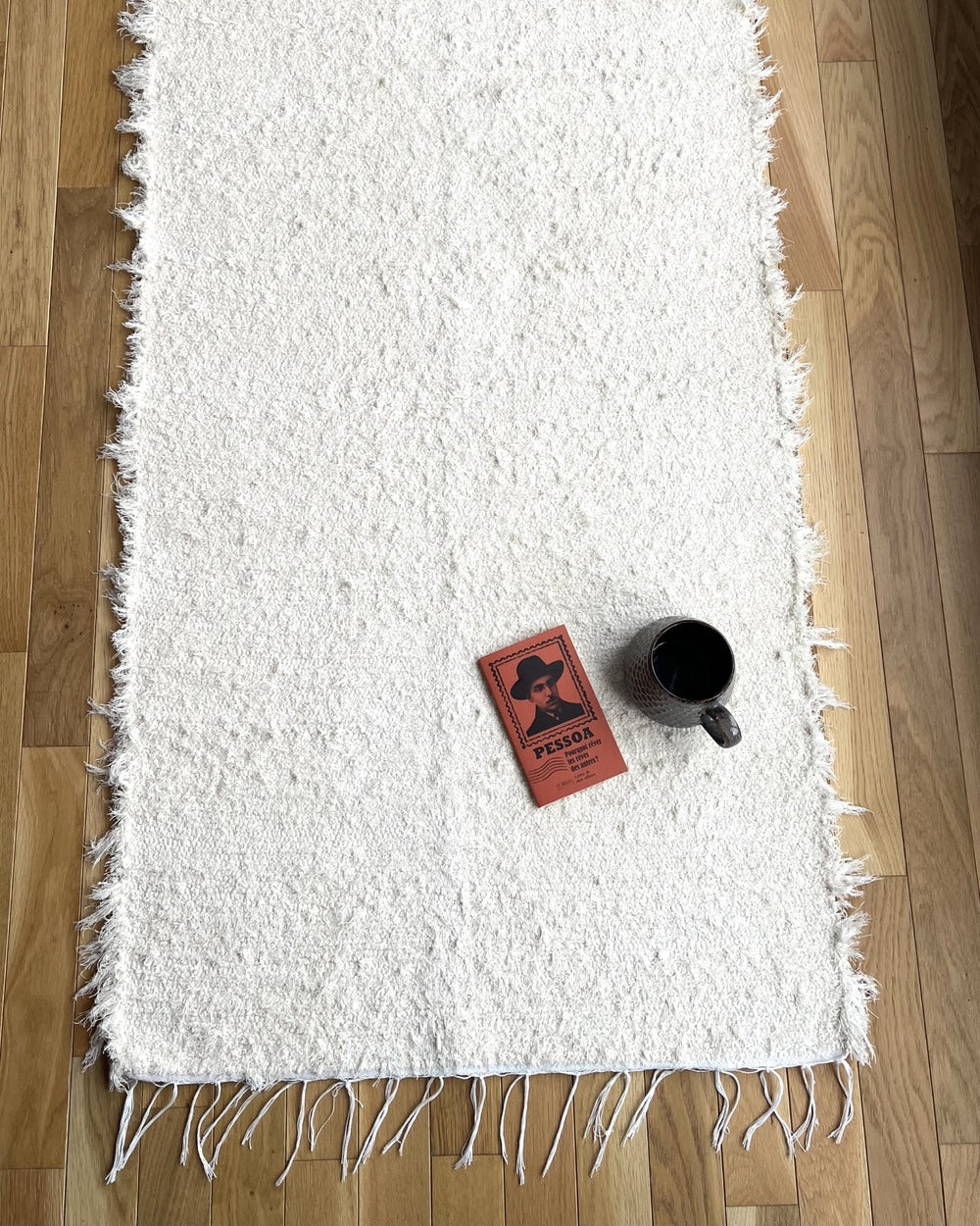 Amelia navy and white rug (50 x 100)