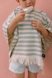 Hooded bath poncho