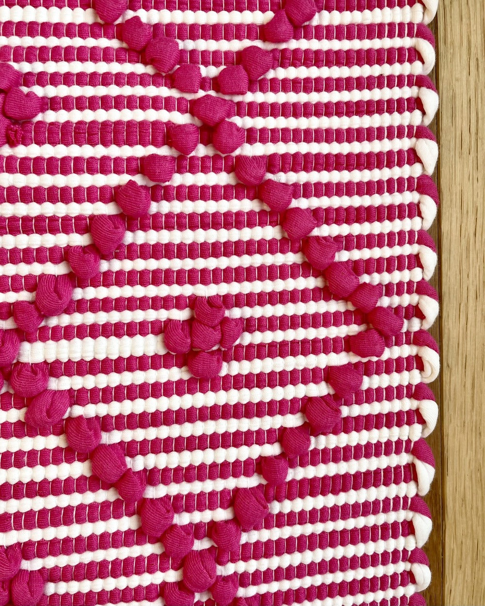 Tapis Amelia rose et blanc (50 x 100)