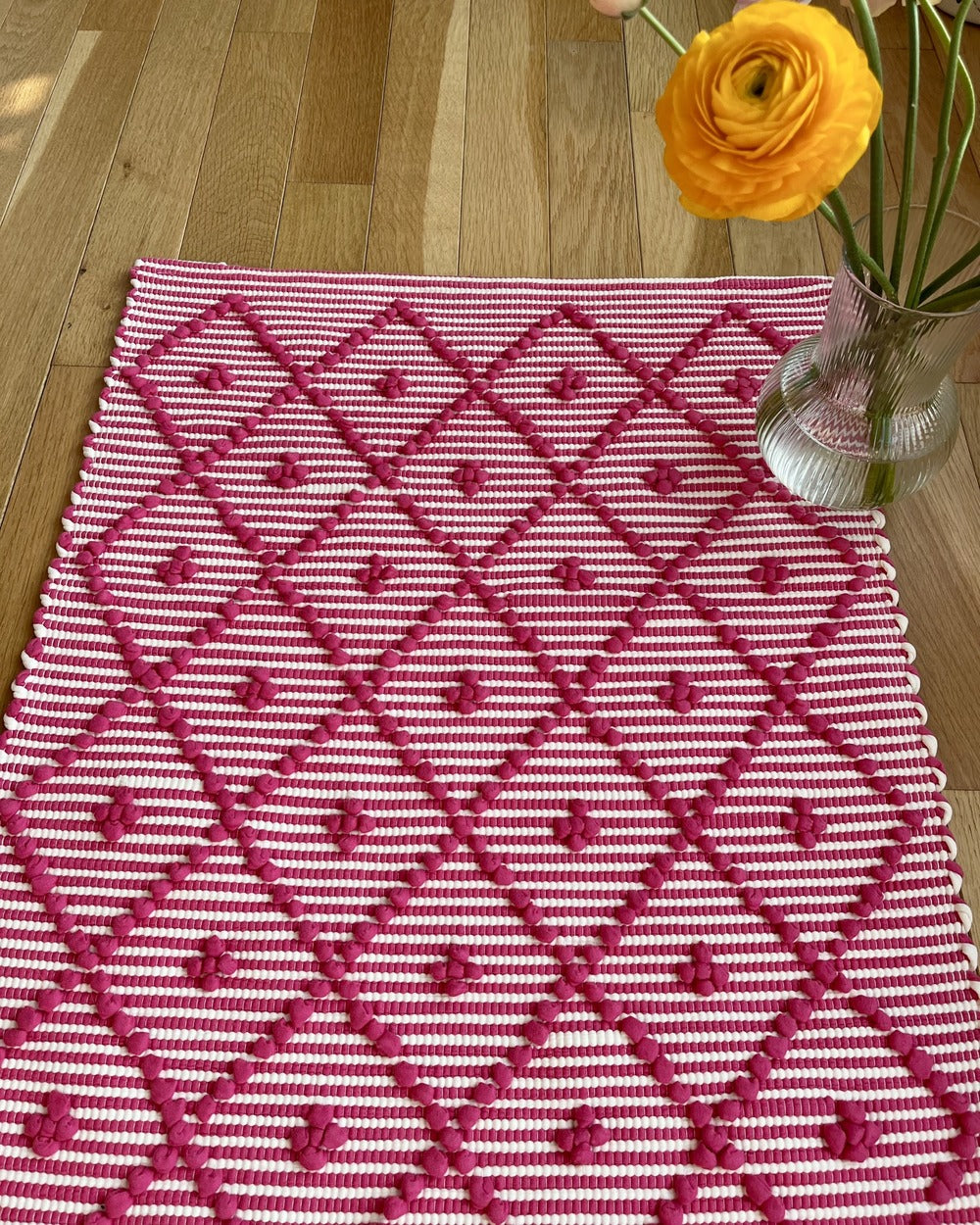 Tapis Amelia rose et blanc (50 x 100)