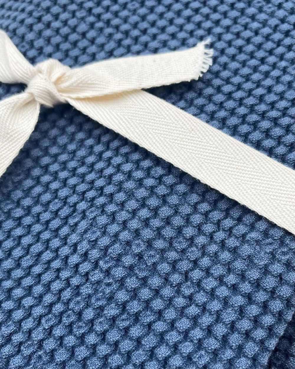 Torchon nid d'abeille bleu