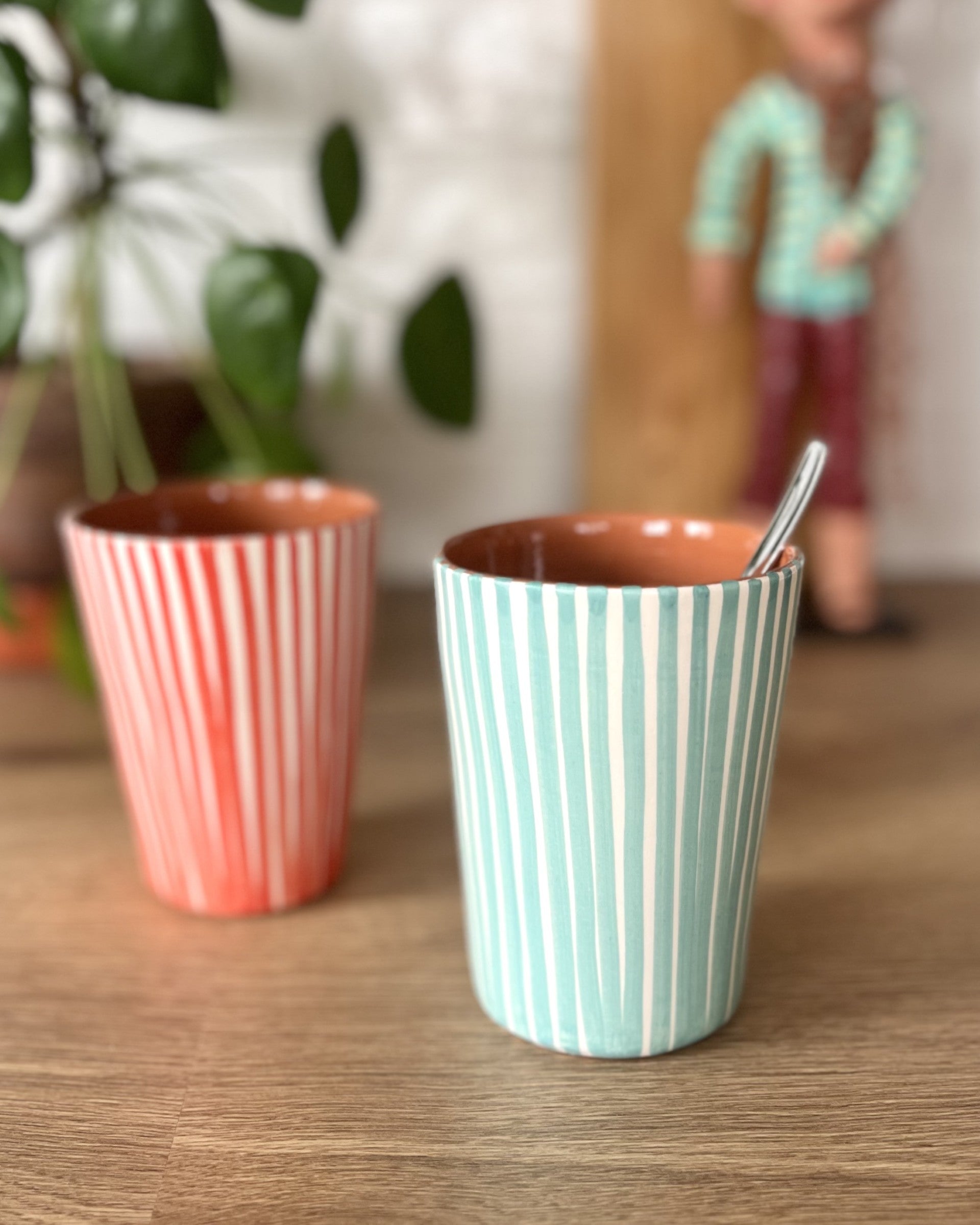 Maxi tasse fines rayures aqua
